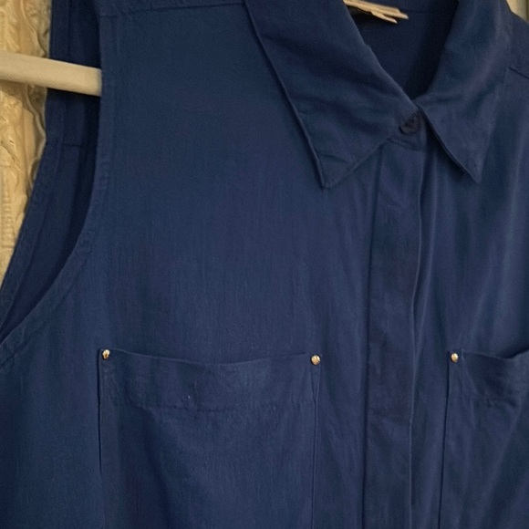 DANA BUCHMAN | Royal Blue Collared Sleeveless Button Down Linen Blouse - Picture 4 of 15